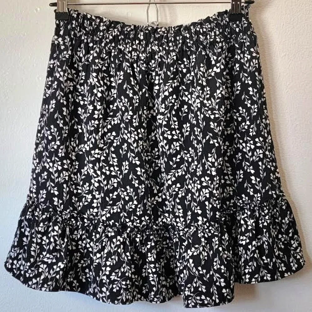 LC Lauren Conrad Skirt | Size M - Picture 1 of 3